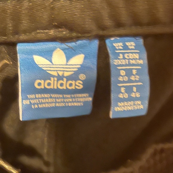 Adidas track pants - Picture 3 of 4